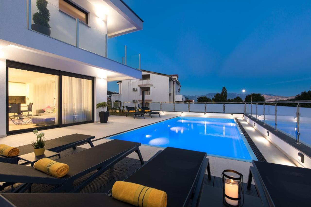 Villa Supernus With Heated Pool Baška Buitenkant foto